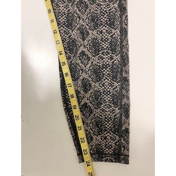 Athleta ULTIMATE STASH POCKET SNAKE 7/8 TIGHT - Picture 10 of 10